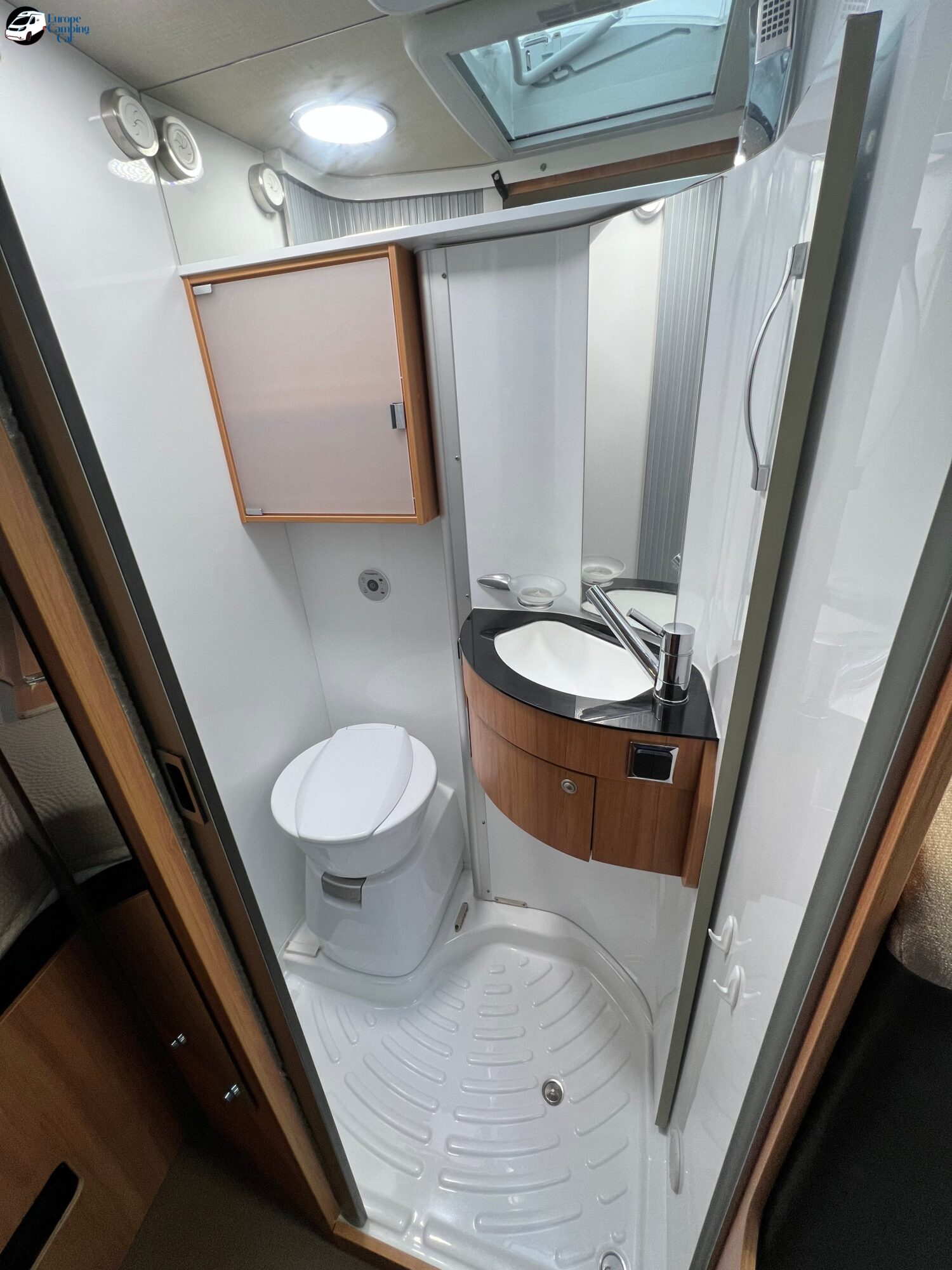 56f53fdb6f6a0a2f47d900107d023a3d8c486f4a