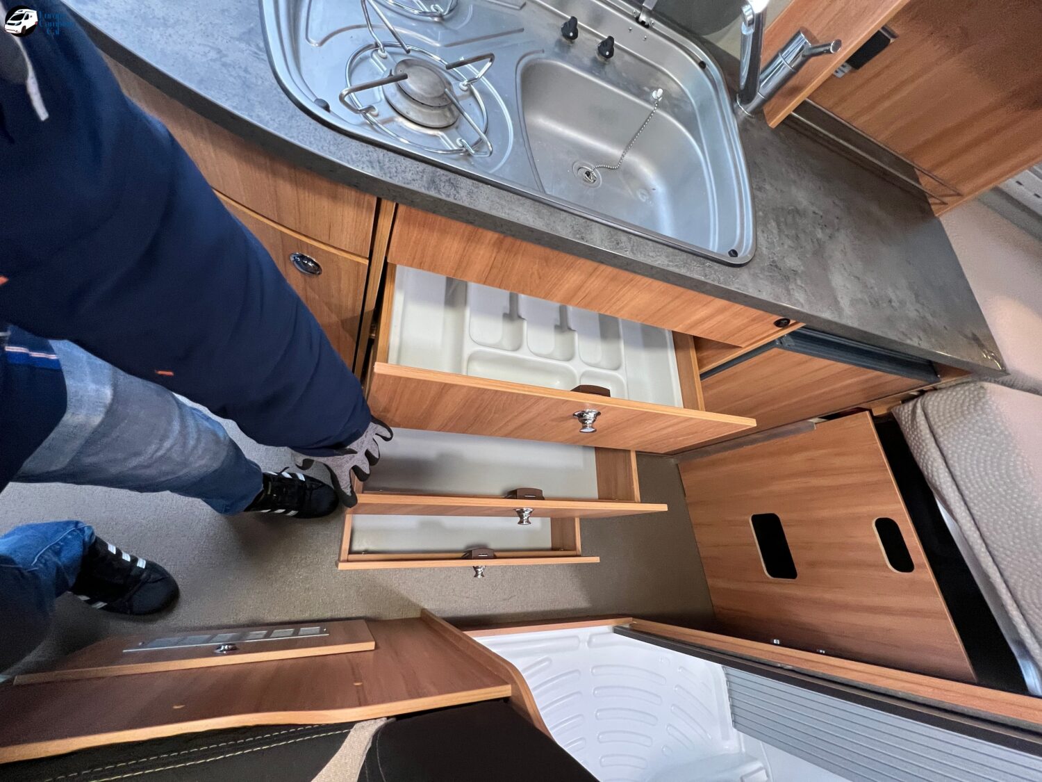 9ccb28ffe95287dd4f480d8a18cf1c95c6850a08