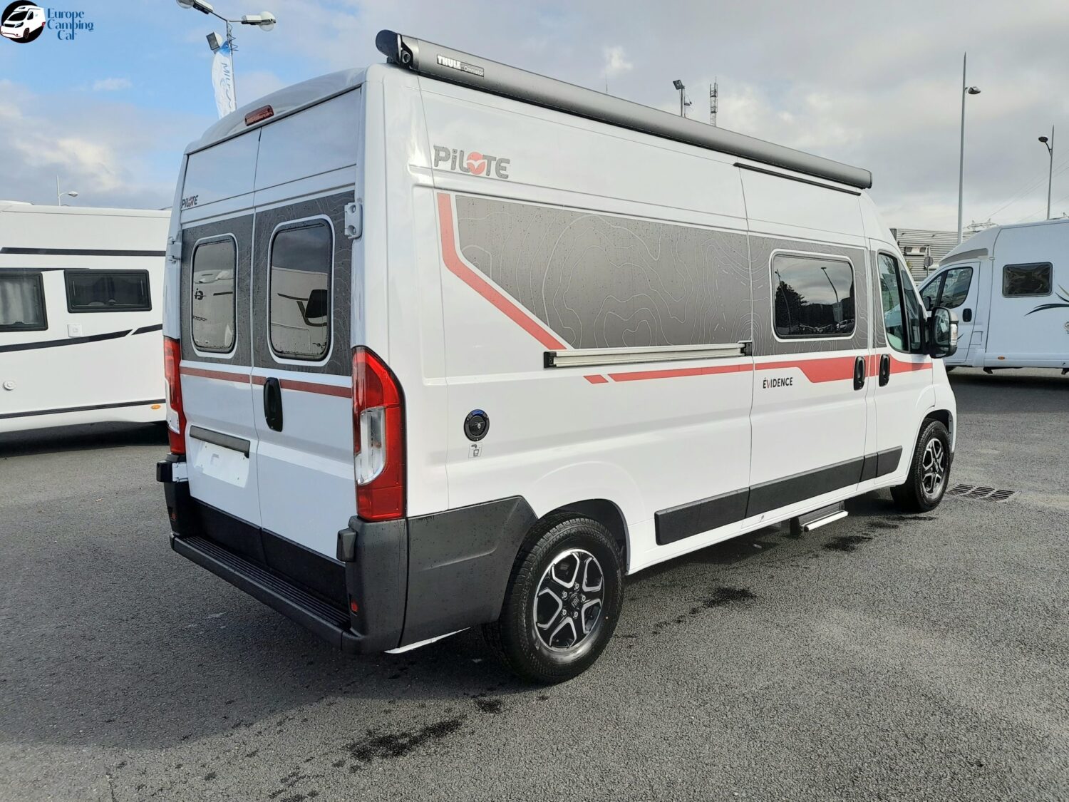 Pilote-V-600-G-Evidence-Socodim-Loisirs-Reze-4-scaled