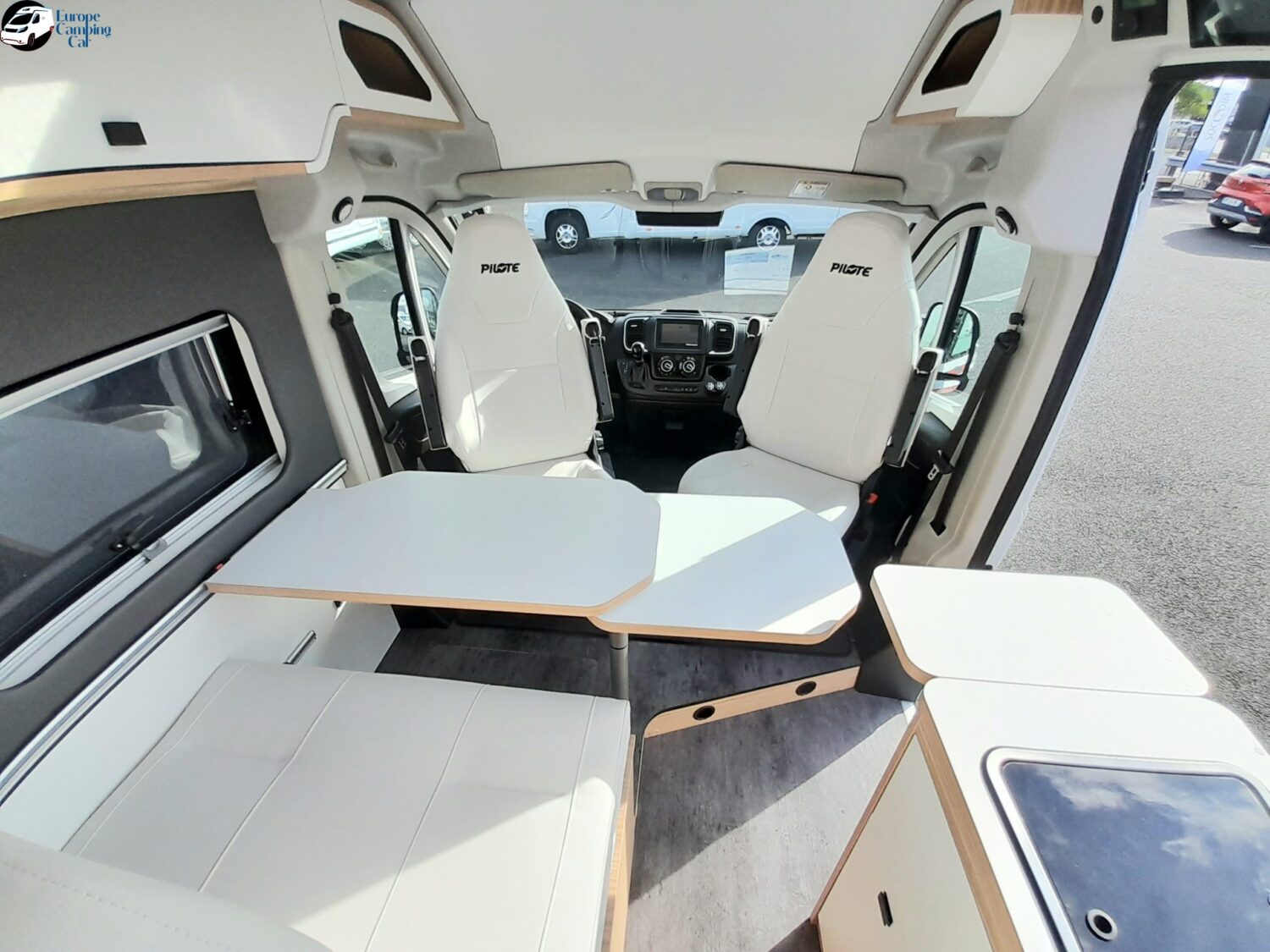 Pilote-V-600-G-Evidence-Socodim-Loisirs-Reze-8-scaled