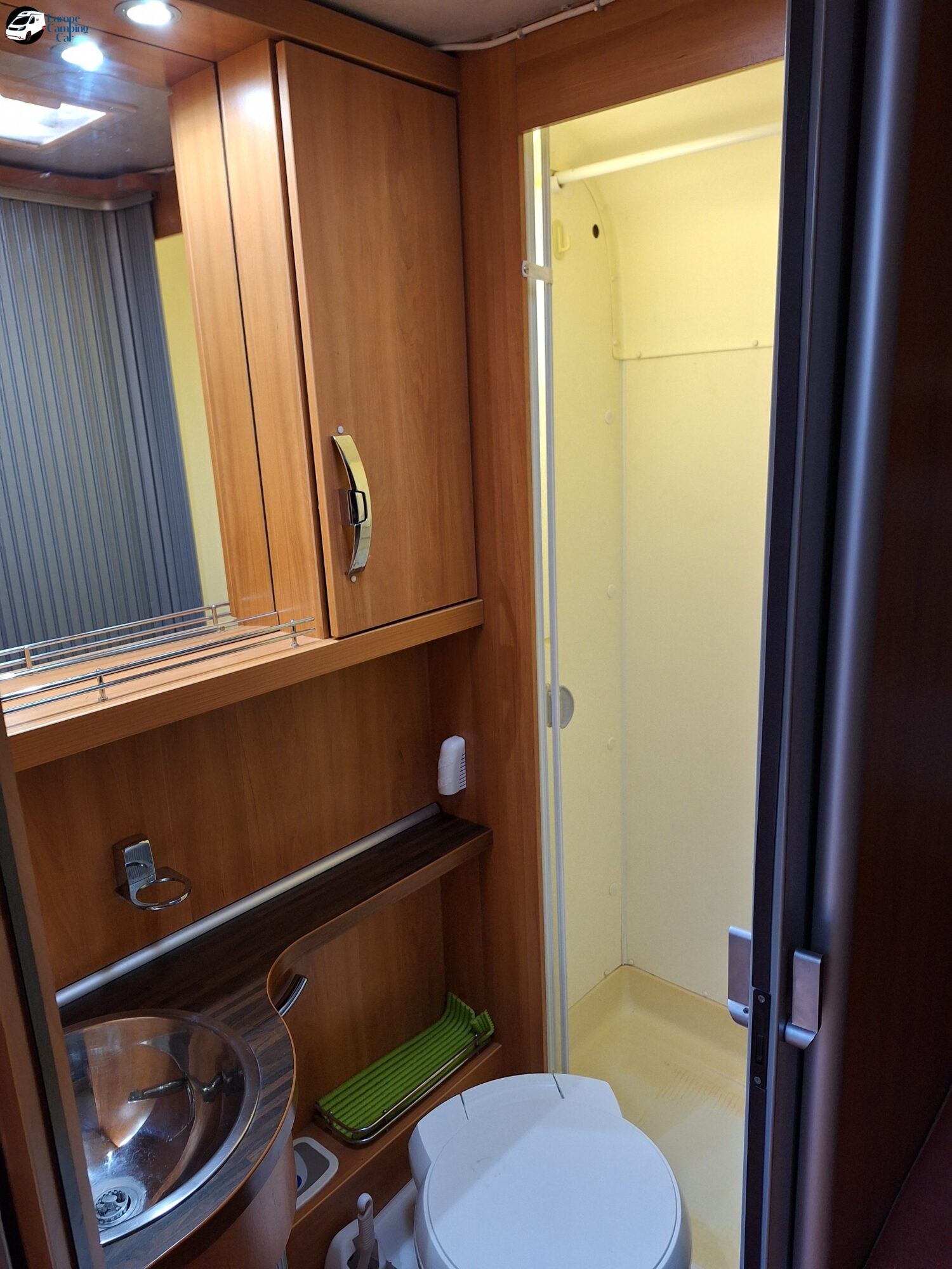 f8b97739fc21be2698e168d88ec03bb4a137084c